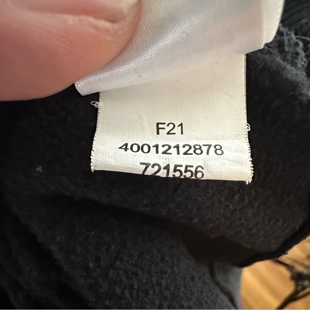 North Face Crewneck - Picture 6 of 9